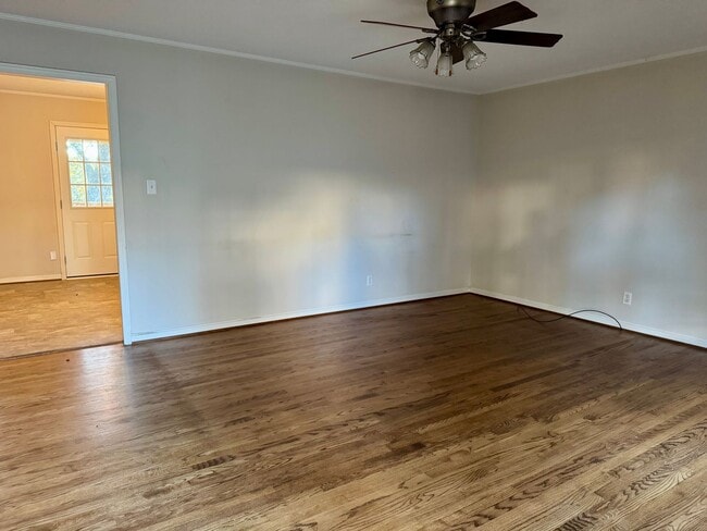 Photo - 3 Bedroom Home in Saks!