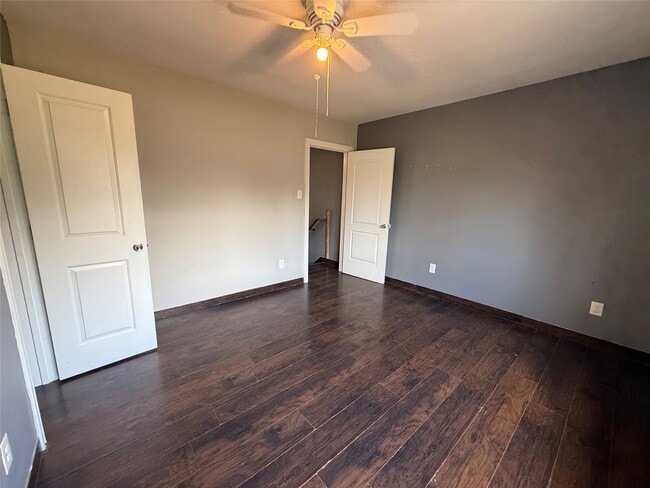 Building Photo - 2013 Eubanks St Unit 9