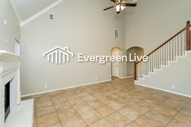 Photo - 1212 East Canton St S