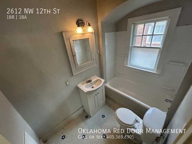 Photo - 2612 NW 12th St