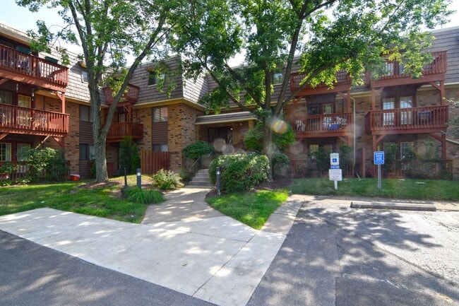 Photo - 1925 Tall Oaks Dr Rental