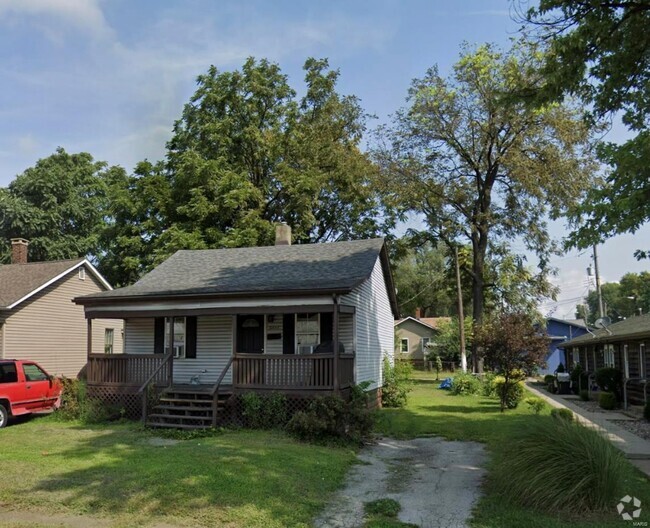 Building Photo - 2717 Lincoln Ave Rental