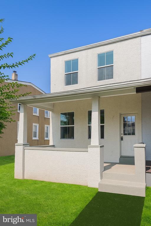 Photo - 352 Fairfield Rd