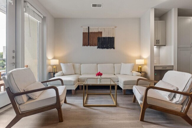 Photo - 5820 1/2 Cameron Rd Unit FL2-ID1303392P