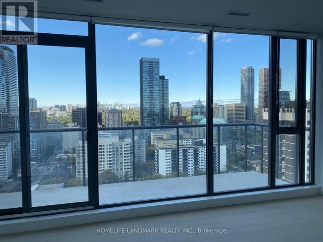 Photo - 81 Wellesley St E Unité 2505