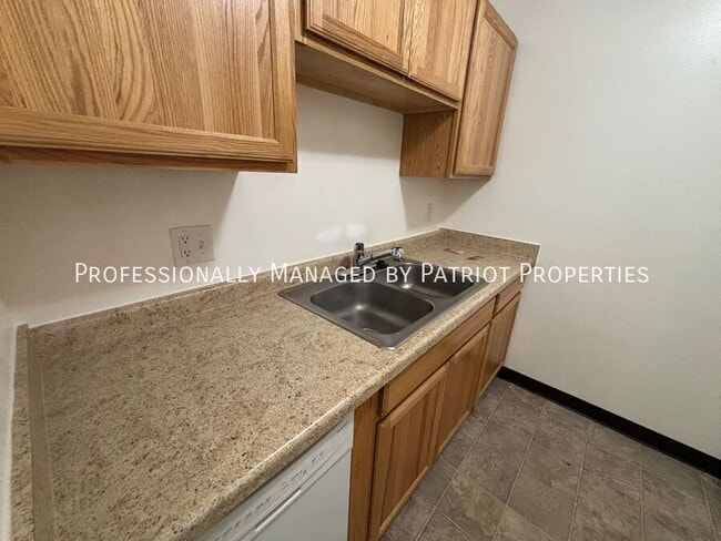 Photo - 1112 Severson Dr Unit 2