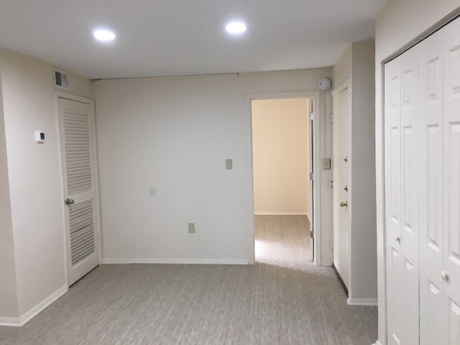 Photo - 810 St Paul St Unidad T2