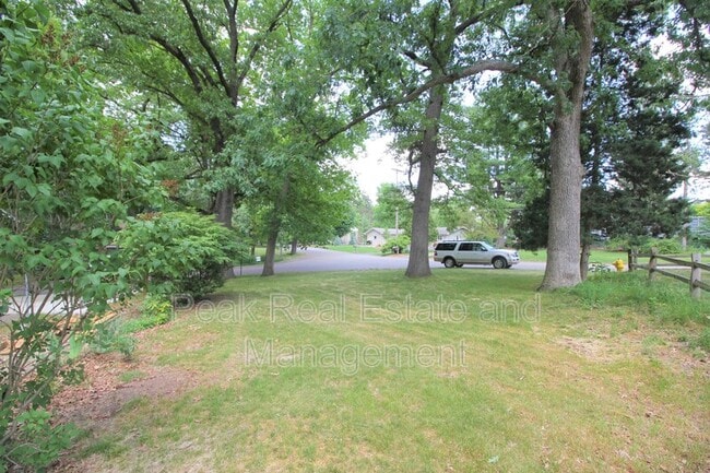 Photo - 7180 Dorset Dr SE