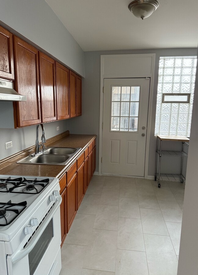 Photo - 2207 E 84th St Unit 2