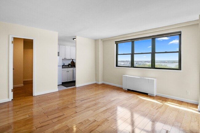 Building Photo - 1225 John F. Kennedy Blvd Unit 7C