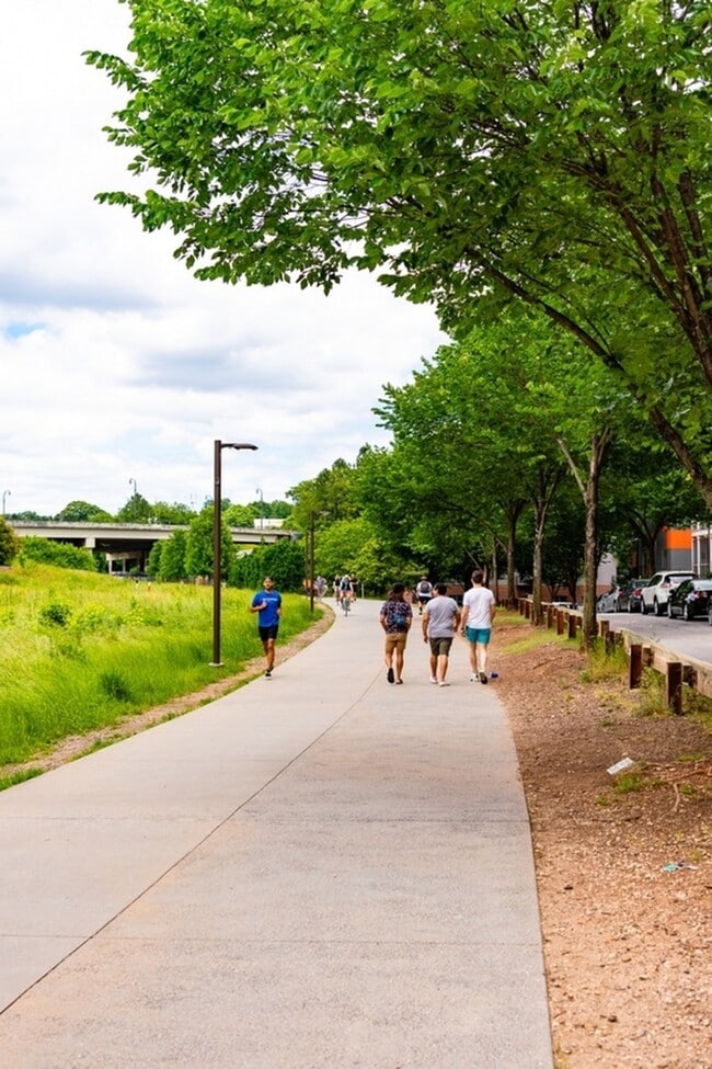 N-Highland-Steel-Beltline-687x1030