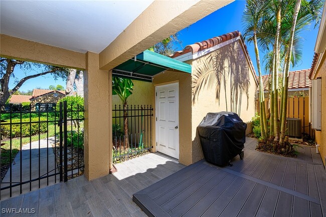 Photo - 772 Reef Point Cir