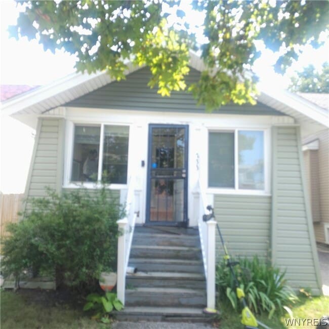 Photo - 733 Norfolk Ave