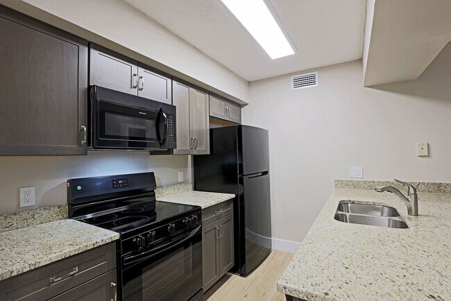 Photo - Mystic Gardens 5329-2903 Unidad 5329 Summerlin Rd #2903 Fort Myers, FL 33919