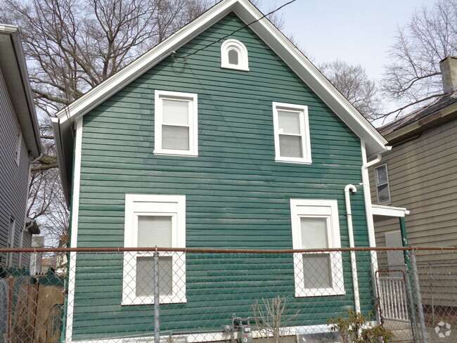 Building Photo - 177 Rosette St Rental