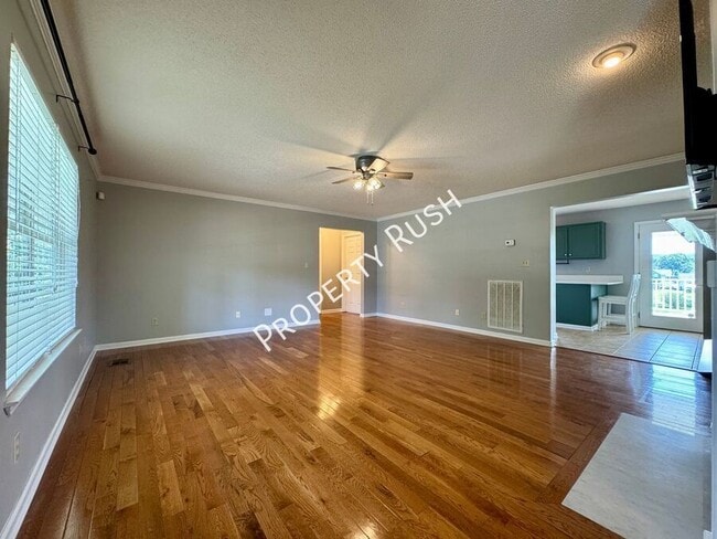 53 Spring Wind Cir