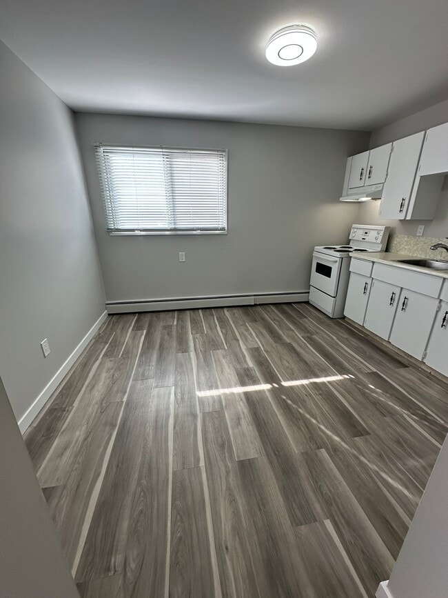 Building Photo - 9923-381 81 Ave NW Unit 302