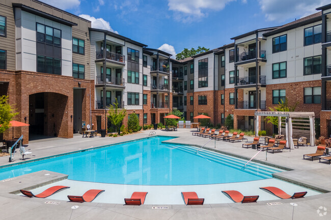 The Kirkwood Apartments at Edgewood - The Kirkwood Apartments at Edgewood