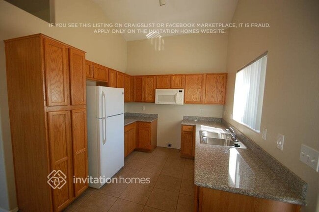 Photo - 1545 W Burgess Ln