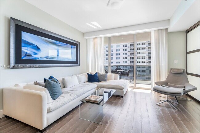 Photo - 5875 Collins Ave Unit 903
