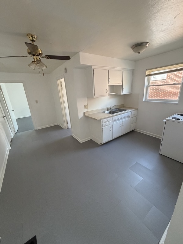 Photo - 246 Basswood Ave