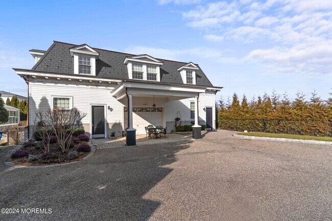 Photo - 892 Elberon Ave