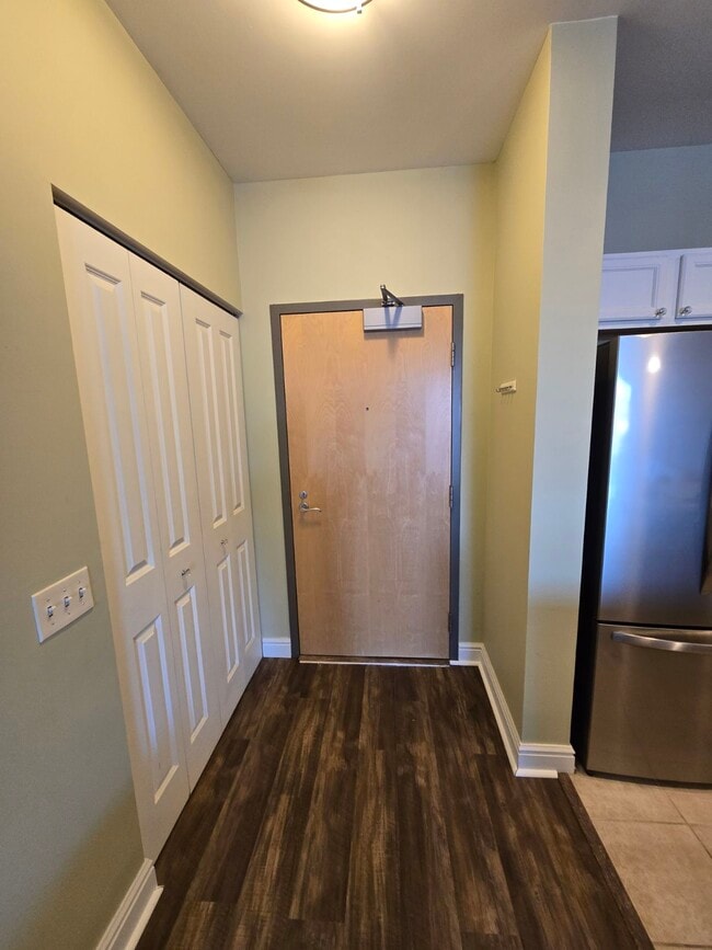 Photo - 5570 Centre Ave Unidad 203