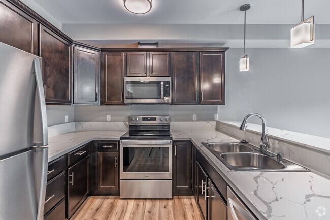 1BR, 1BA - 636SF - Kitchen