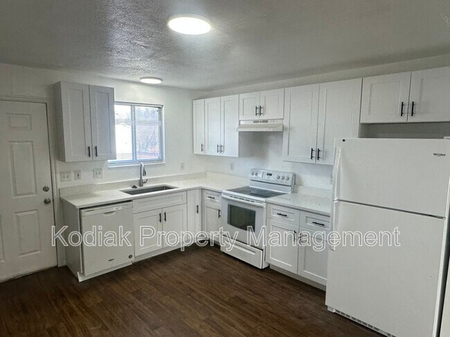 Photo - 1149 Nayon St Unidad 4