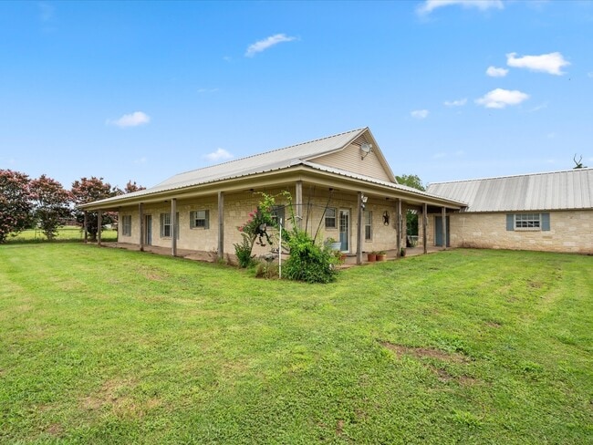Photo - 17645 Hwy 6 Casa