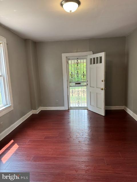 Photo - 5108 Midwood Ave