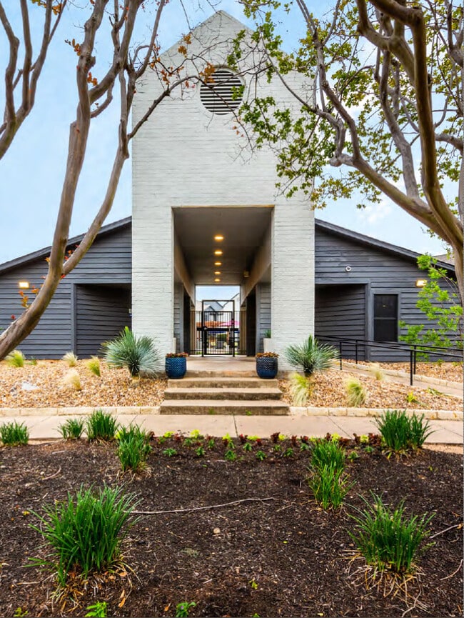 Photo - Alara North Burnet