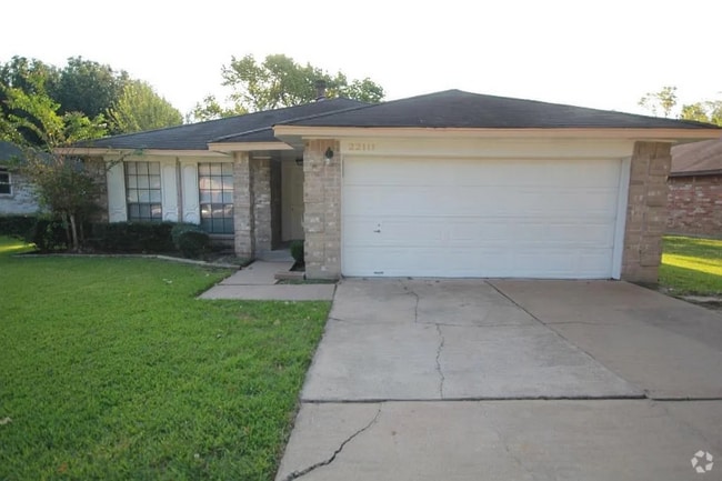 Building Photo - 22111 Pearl Lake Dr Rental