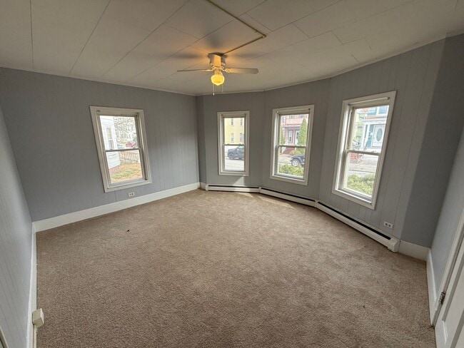 Building Photo - 568 Rimmon St Unit 568-1 Rimmon