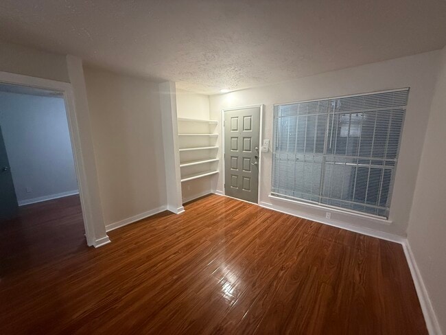 Building Photo - 7313 Gulf Fwy Unit 601