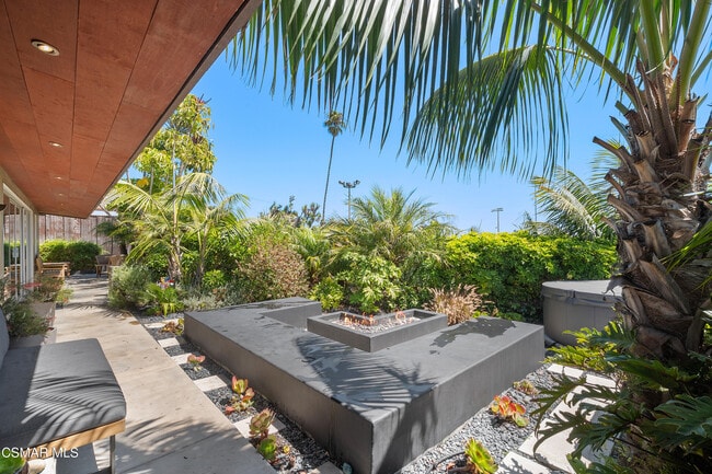 Photo - 2285 El Jardin Ave