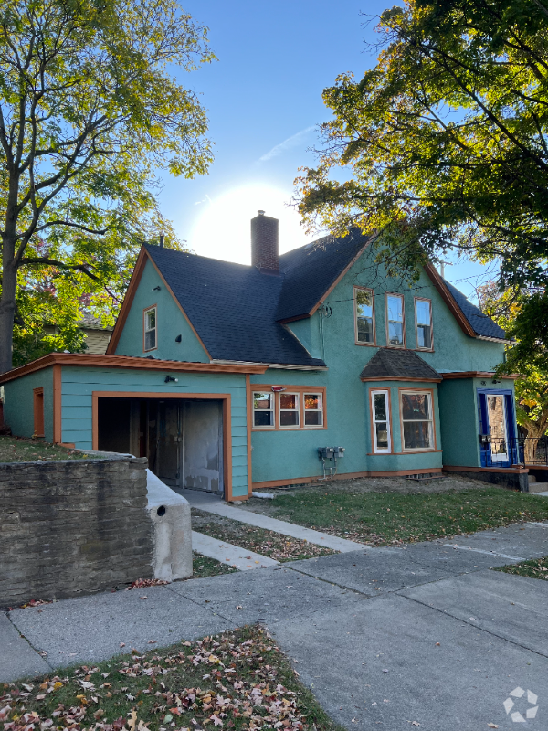 Building Photo - 419 3rd St Unit Lower Rental