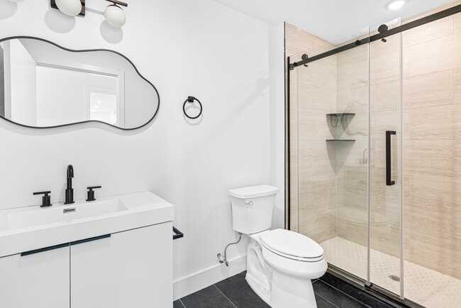 Photo - 2132 N 10th St