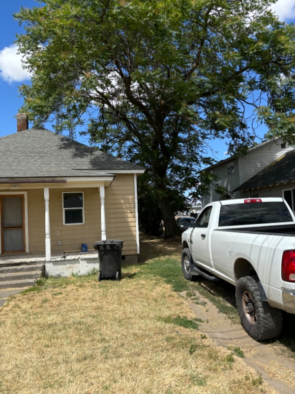 Photo - 707 N 12th Ave