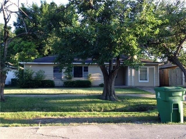 Photo - 5006 Doulton Dr