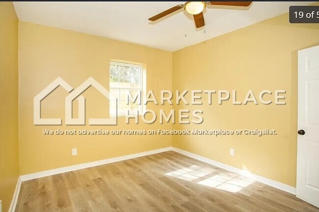 Photo - 955 Putnam St