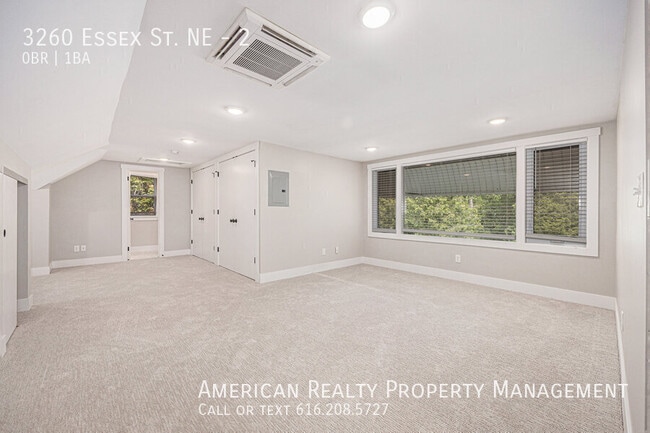 Photo - 3260 Essex St NE Unit 2