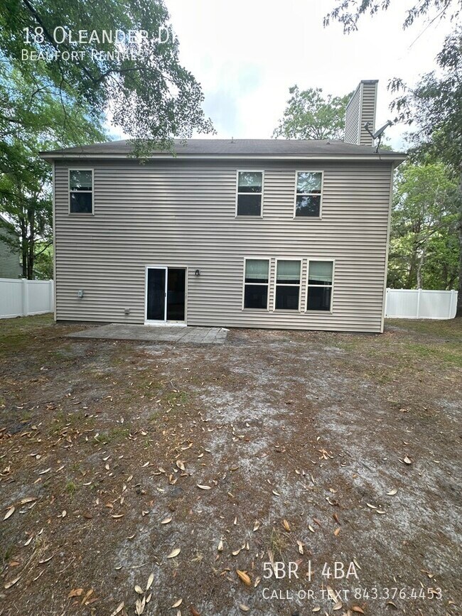 Photo - 18 Oleander Dr