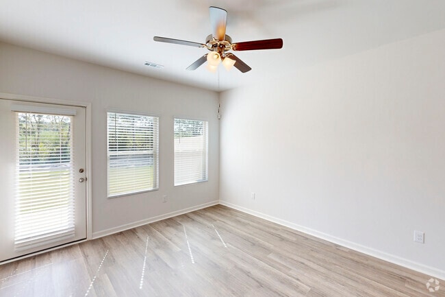 3 beds, 2.5 baths, 1,716 sq ft