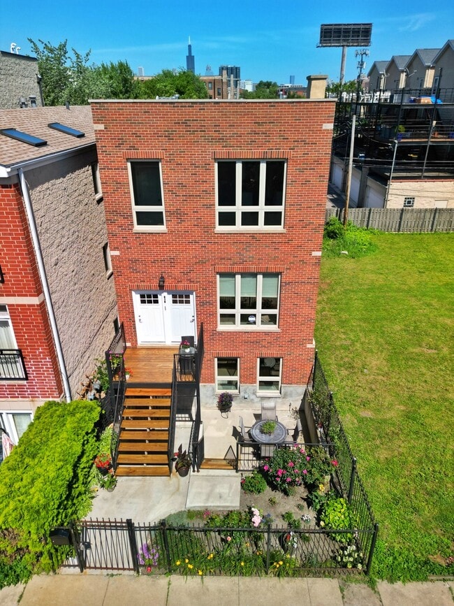 Building Photo - 517 S Campbell Ave Unit GROUND