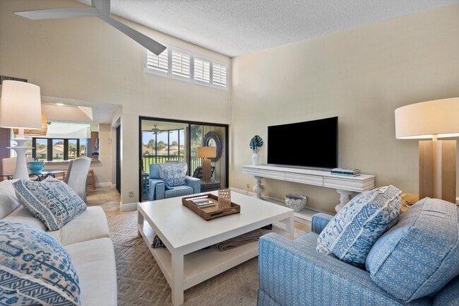Photo - 16914 Waterbend Dr Unit 270