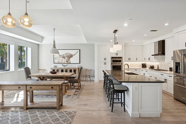 Building Photo - 1135 3rd Ave S