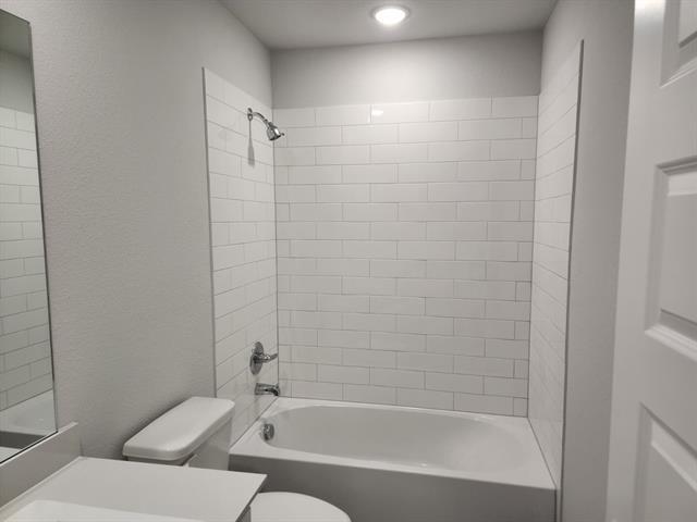 Photo - 1010 Rosemary Hl Dr