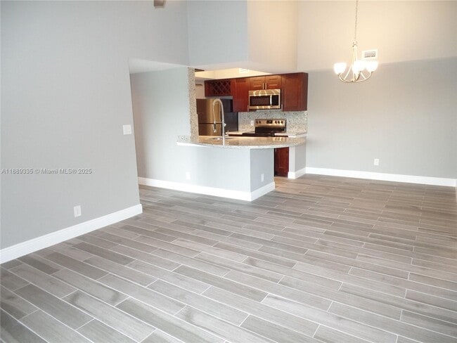 Building Photo - 5654 Rock Island Rd Unit 230