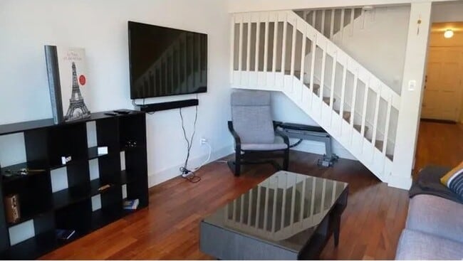 Photo - Two Story 2 Bed 1 Bath Condo In Central Boulder w/Brand New Kitchen. Unit 222